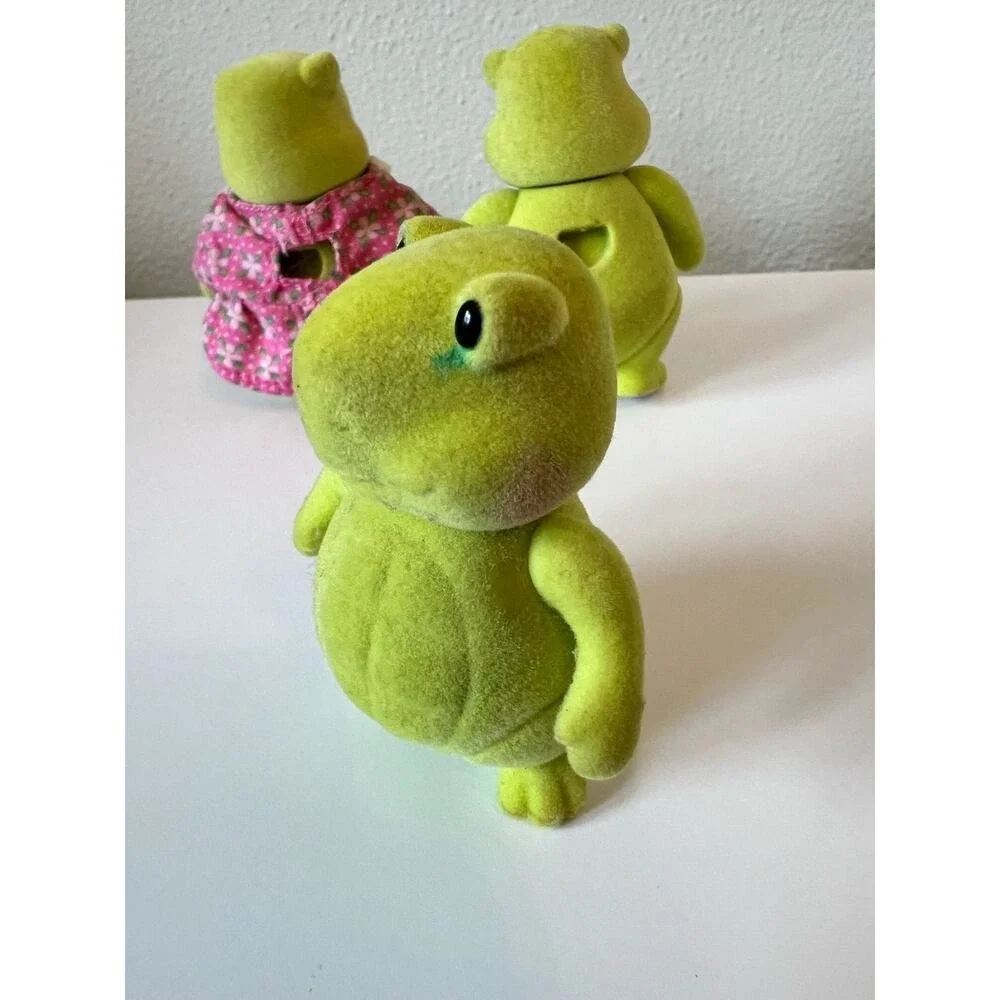 Lil' Woodzeez Tidyshine Turtle Family Mom Dad Child Toy Figures Set